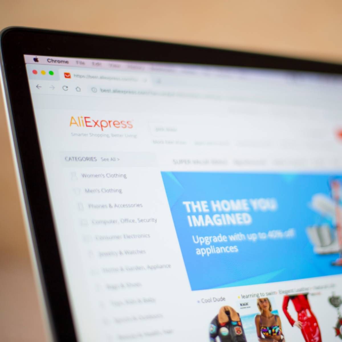 A laptop on the AliExpress homepage. 