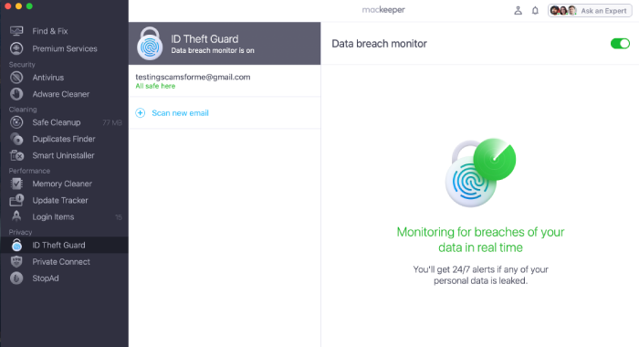 MacKeeper's ID Theft Guard in the process of monitoring for data breaches.